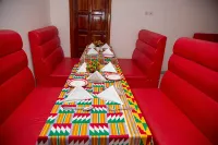 ODJIDJA ROYAL PALACE HOTEL - parking