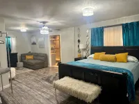 Upscale Abode - Jacuzzi