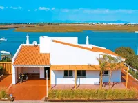 WaxHostel & Apts Hotels in Faro