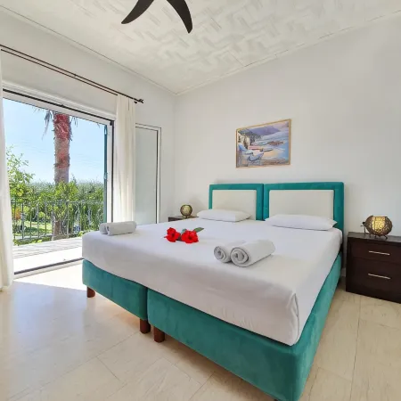 Giovanni Apartments