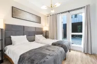 Centrally Located Capitol Hill Townhome w/ Amazing View & Free Parking Onsite Hotels in Capitol Hill