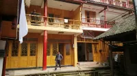 Shangli Ancient Town Taoranju Chinese Inn - إقامة ريفية