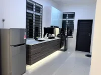 Senai 14pax The Joyous Home Pooltable Airport JPO Hotels in Senai
