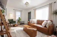2-bedroom house in charming Aroma Park with AC, WiFi. - 3-stjärniga