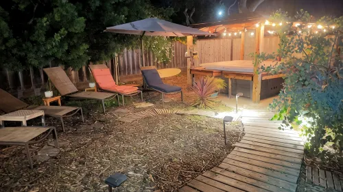 Charming 3-bedroom in Del Rey Oaks with AC, WiFi hot tub & all the hot comforts - 3-Star
