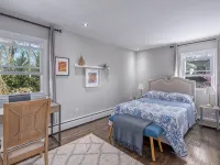 Shanti/Peace Home & Garden Hotels in Mason