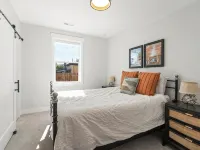 Bright/Beautiful new townhome near Old Town Arvada/Quick access to the Mountains - 4-Sterne