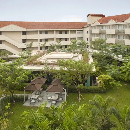 Delonix Hotel Karawang