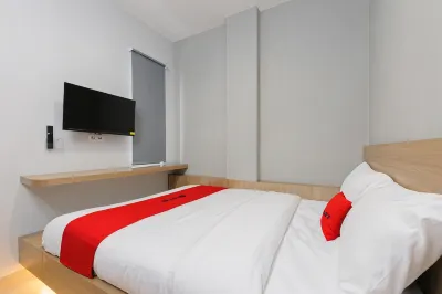 RedDoorz Plus @ Kedaton Lampung Các khách sạn ở Kedaton