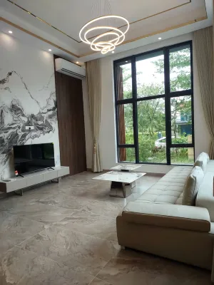 Haven Vista Villa In Jb Town - Villas