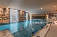 Infinity Hotel & Conference Resort Munich - С бассейном