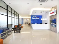 Hop Inn Hotel Tomas Morato Quezon City Hotel in zona Centro Eventi The Elements at Centris