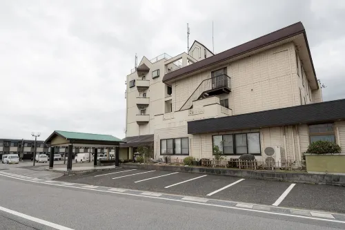 Tabist Business Hotel Kurama Hikone - Bintang 2