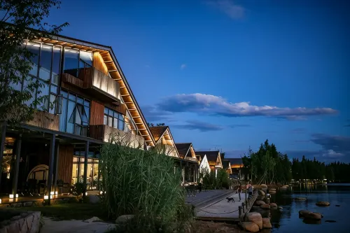 Lanxi Lanhu Maoju Hotel - Romantic