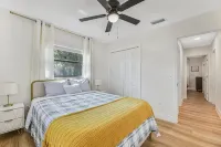 Cozy 3BR Home Near Beach & Park - 4-Sterne
