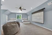Ultimate Family Retreat - Mountain Views, Hot Tub, Game Room & Pet Friendly! - 2-Star