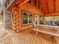 Rose's Retreat Cabin at Trickle Creek Hôtels à : Marion Township