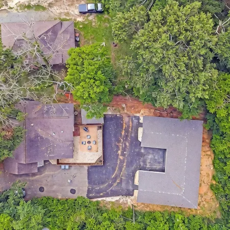 Wildwood Cottage/3 blocks from downtown Nac/King Bed/WiFi/Covered Parking