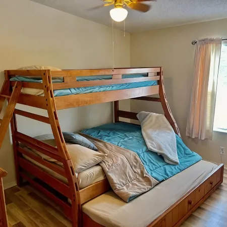 Waterfront: Jacuzzi, SUP, Kayaks, Big H2O Mat, Fun Room, Ping Pong, Dock & Canoe