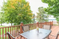 Skipping Rock Retreat on Fully Recreational Lake