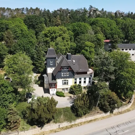 Historic villa from the Wilhelminian era with park-like property in the Harz Mountains