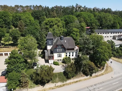 Historic villa from the Wilhelminian era with park-like property in the Harz Mountains