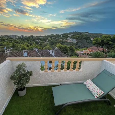 Charming townhouse in Denia (Las Rotas) with stunning sea views.