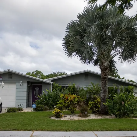 Callie’s Villa: Private Saltwater Pool Oasis. 2Br-2BA : Sleeps 6