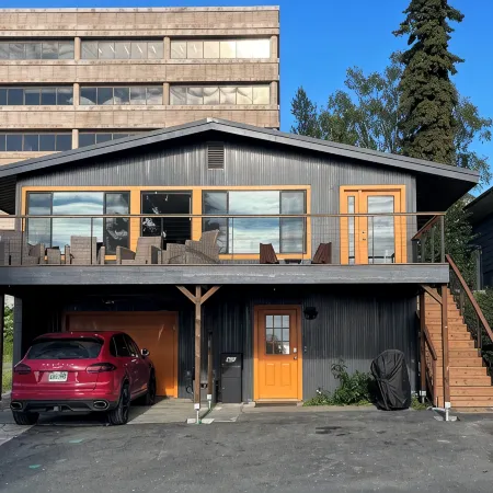Unobstructed WATERFRONT views, downtown, trails!