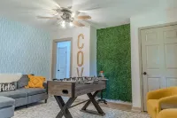 Blue Bungalow w/ Free Golf Cart