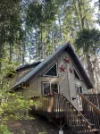 Welcome to Our Mountain Paradise in Pineloch Sun above Lake CLE Elum..