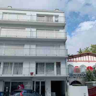 Charming little T2 Lajarrige, La Baule Les Pins 50 m beach, at the foot of shops Hotel Exterior