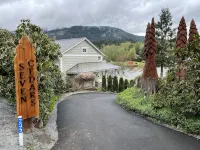 湖畔天堂度假屋: 私人沙灘、水上運動、絕美日落、可住8人 - 海滩