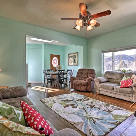 Bryce/Zion Cottage, 3 Bedroom, King Beds, Fiber INTERNET 1 GIG, Free Parking