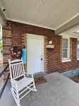 Experience Memphis charm near Beale St 5 min drive