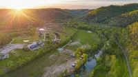 Furnished Glamping Tent/2 Queen Beds/Red River Access- Soaring Eagle - #7