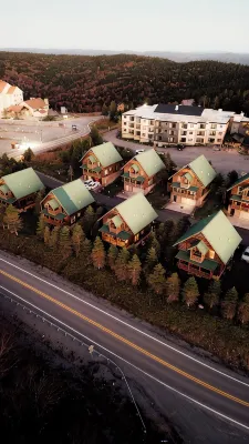 Cozy Cabin Retreat w/ Private Hot Tub NEAR SLOPES