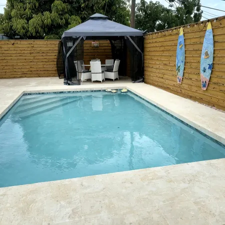 Villa Casa di Mare in Isabela 5-bedroom Private Pool 5 minutes to Jobos Beach