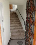 Maison Dans une Villa Charmant - 2-Star