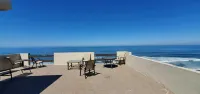 Cozy ocean view apartment