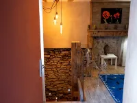 Contemporary cellar in the heart of Arbois KV'O37 Hotels in Arbois