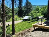 New 1 Bedroom Container Cabin with Direct Trail Access (Cabin 3) Hotels in Errol