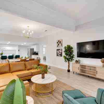 Cigar City Historic Ybor bungalow Newly Remodeled Others