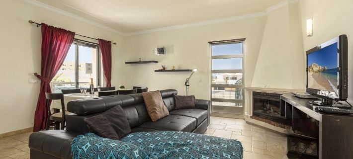 Moradia Ricardo - Gale Beach Hotele w: Guia