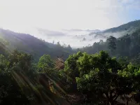 Akha Hill House - Hot Springs