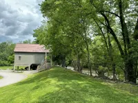 Parsons Riverside Retreat: Steps away from a rolling mountain stream and trails - 3-Sterne