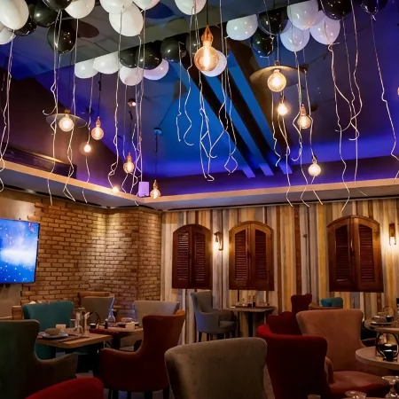 Palm Boutique Hotel Отели рядом с достопримечательностью «Торговый центр Aya»