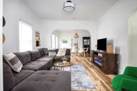 Cozy Beach House: 1 Block to Lake. - Country Houses