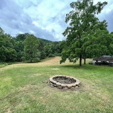 Cozy Country Home for all ATV Riders! Direct Access to Tackett and Royal Blue!