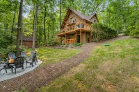 Cozy Lakefront A-Frame Cabin Lake Hartwell Clemson